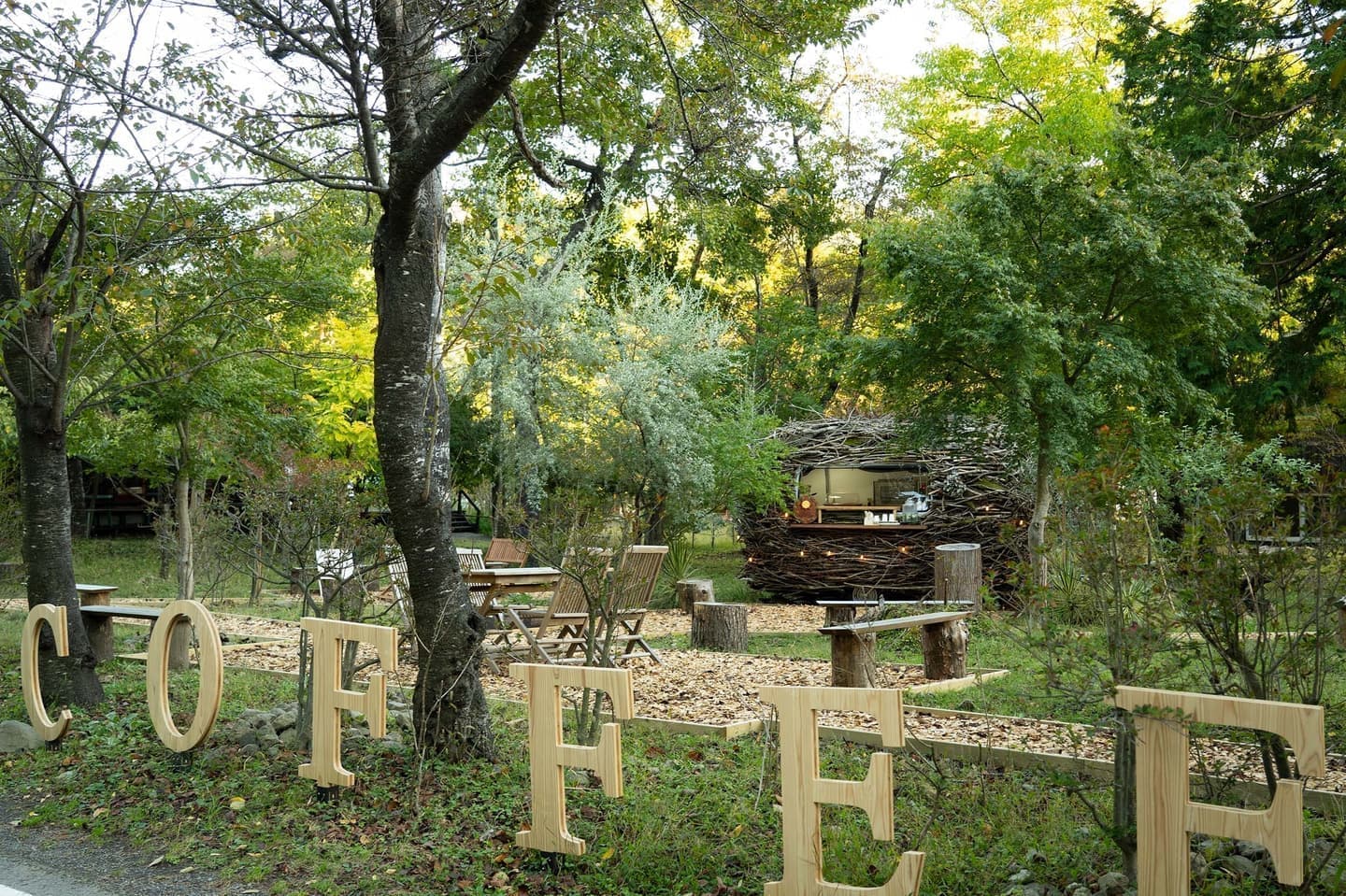 CALINCHOWDERの外観